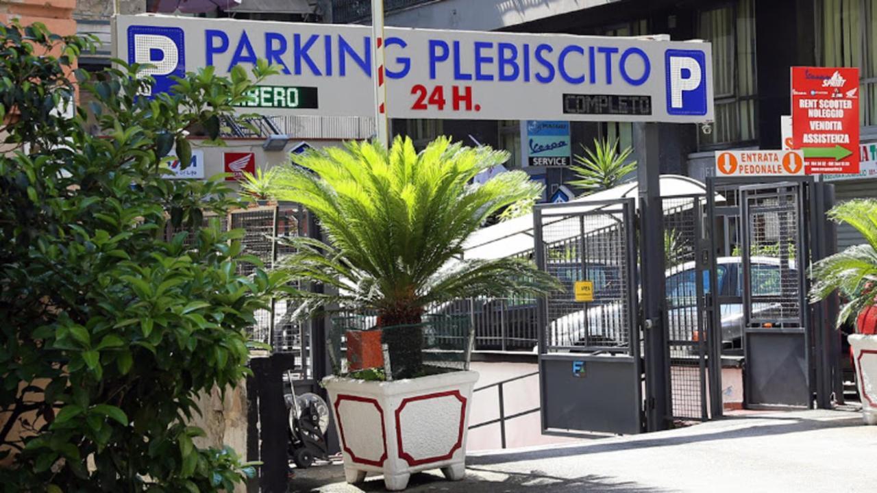 Residenza Plebliscito Apartment Napoli Ngoại thất bức ảnh