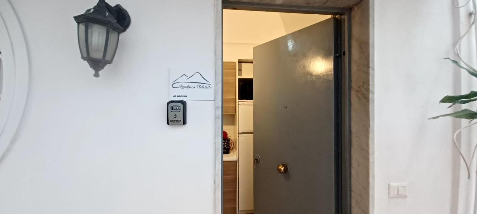 Residenza Plebliscito Apartment Napoli Ngoại thất bức ảnh